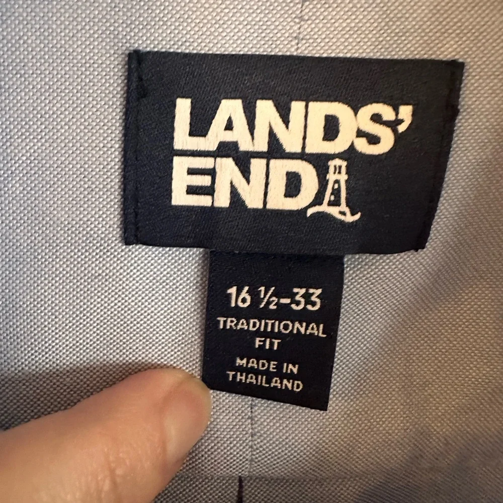 Like new! No Iron Button Down Oxford Shirt - light blue 16.5 x 33 - Picture 6 of 9